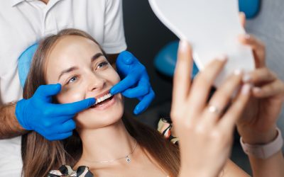 Creative Smiles | How to Choose the Right Cosmetic Dentist How to Choose the Right Cosmetic Dentist